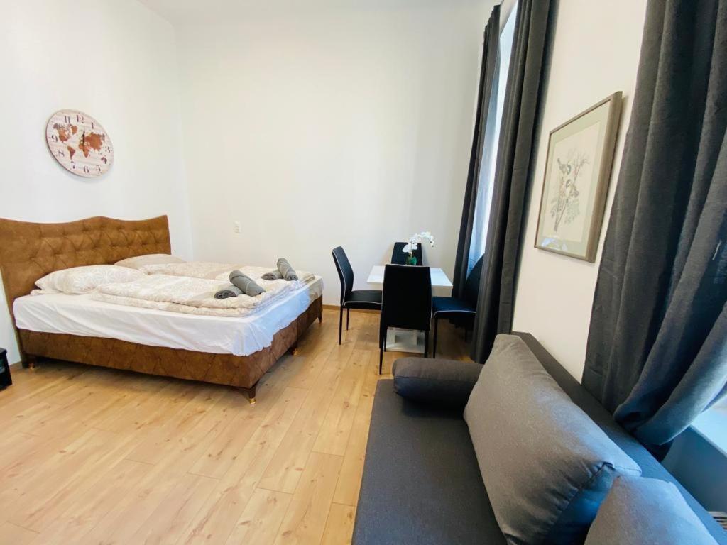 Quad-Room Near Prater Stern Vienna Luaran gambar