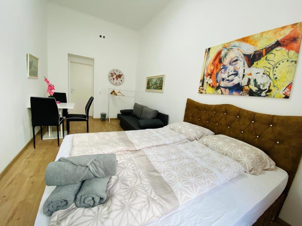 Quad-Room Near Prater Stern Vienna Luaran gambar