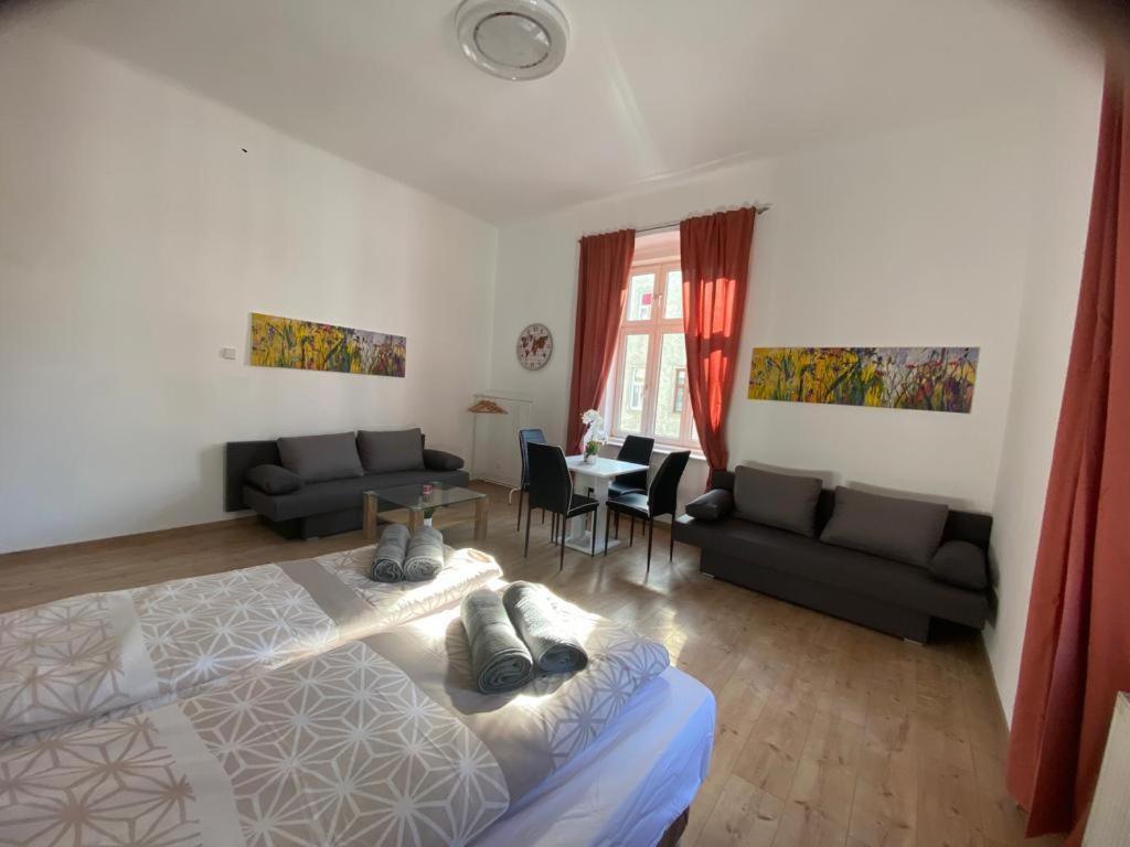 Quad-Room Near Prater Stern Vienna Luaran gambar
