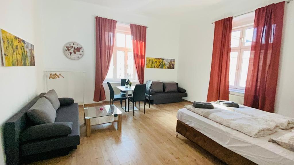 Quad-Room Near Prater Stern Vienna Luaran gambar