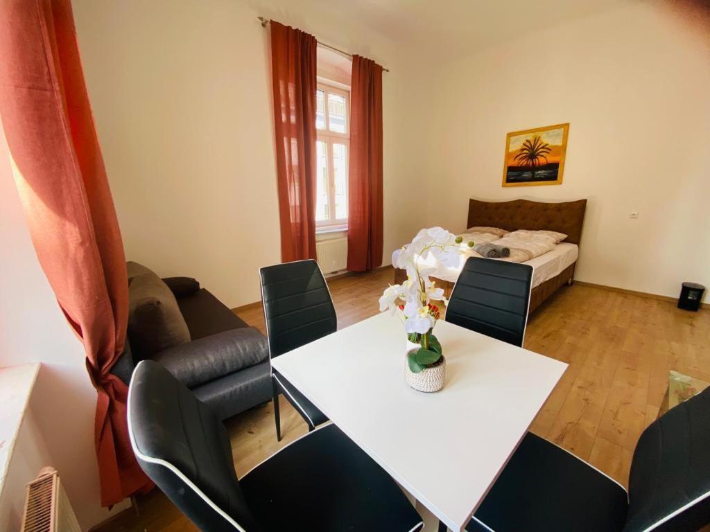 Quad-Room Near Prater Stern Vienna Luaran gambar
